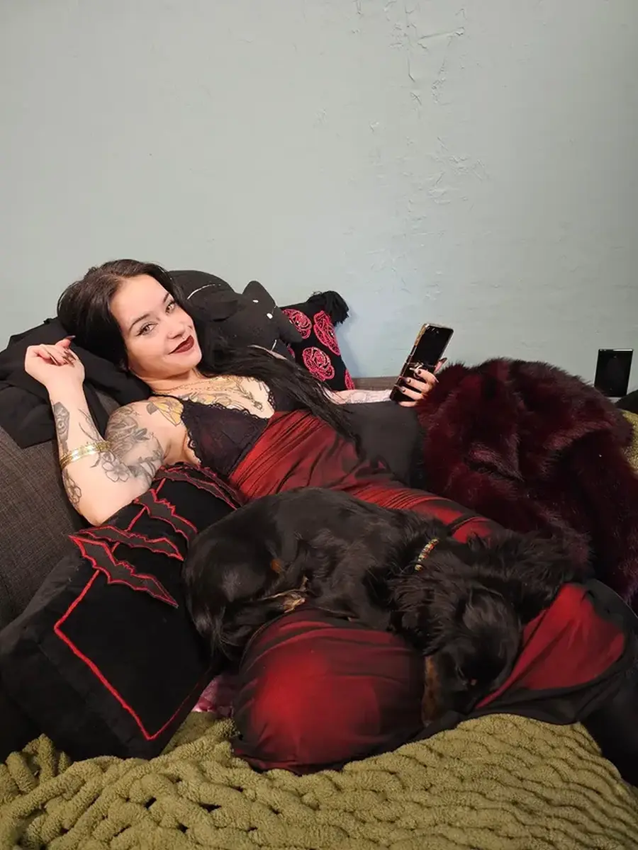 Creepbae story image